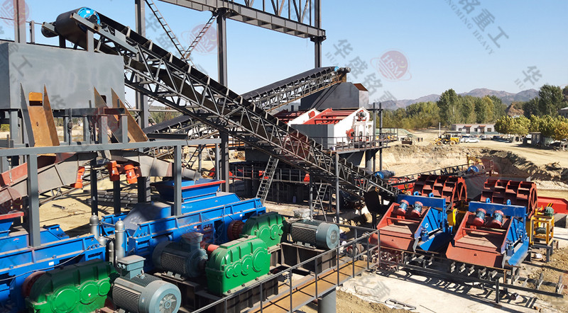 鵝卵石制砂機生產(chǎn)現(xiàn)場